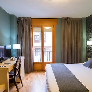 Habitación Económica con Cama King